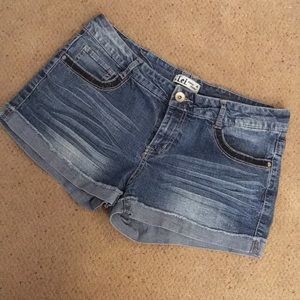 LEI Denim cuffed shorts